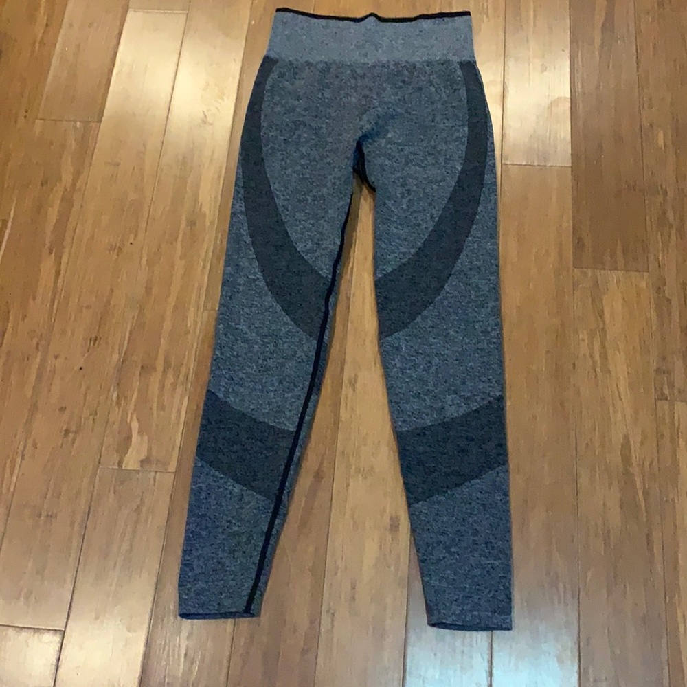 PINK Victoria secret seamless leggings